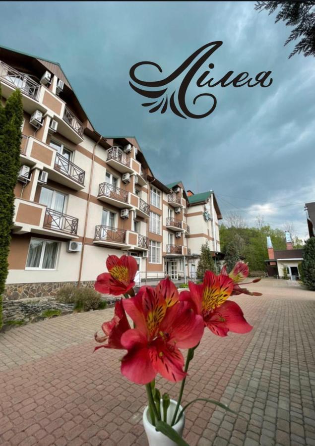 Lileya Hotel Polyana  Exterior foto
