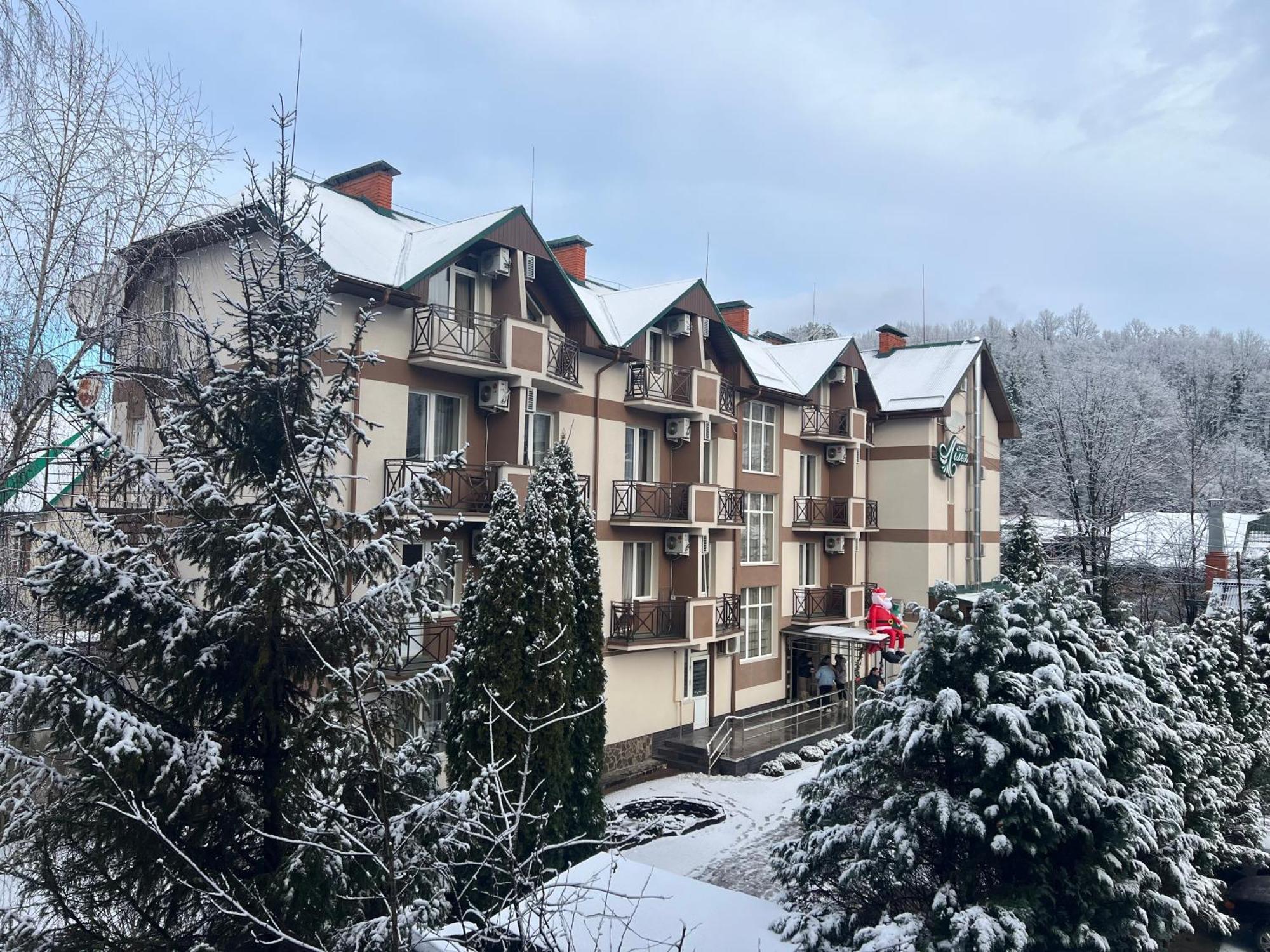 Lileya Hotel Polyana  Exterior foto